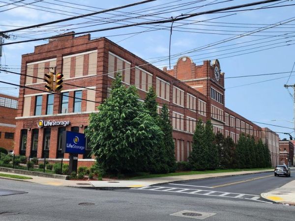 Extra Space Storage - 3431 - Mt Vernon - Washington St
