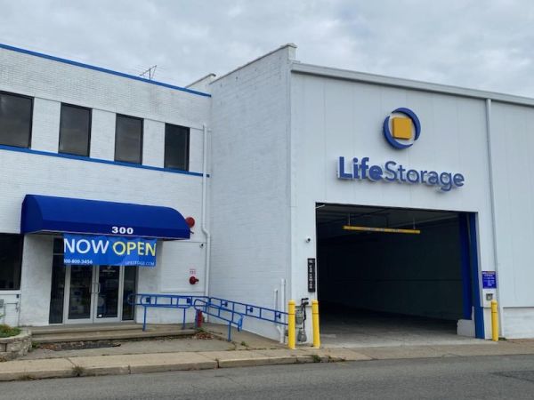 Extra Space Storage - 4234 - Boonton - Myrtle Ave
