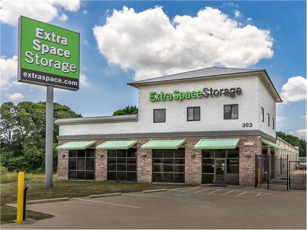 Extra Space Storage - 1611 - Duncanville - E Hwy 67