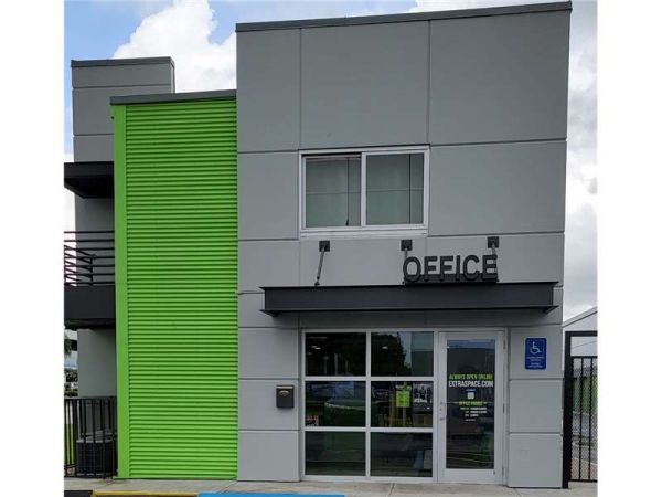 Extra Space Storage - 1066 - Miami - NW 12th St
