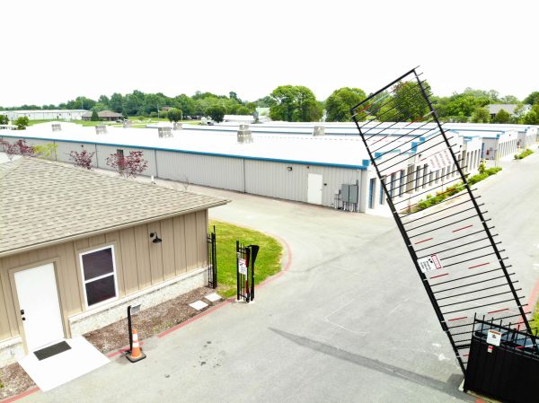 Artifacts Self Storage - 1st Street