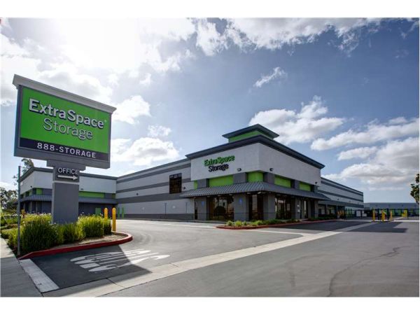 Extra Space Storage - 1670 - Long Beach - 8150 E. Wardlow Rd