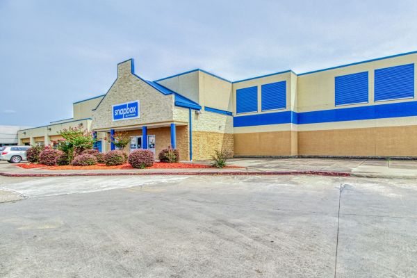Snapbox Self Storage - Little Rock - 8015 Geyer Springs Road
