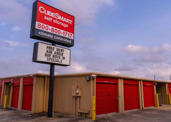 CubeSmart Self Storage - TX Houston W Little York Rd