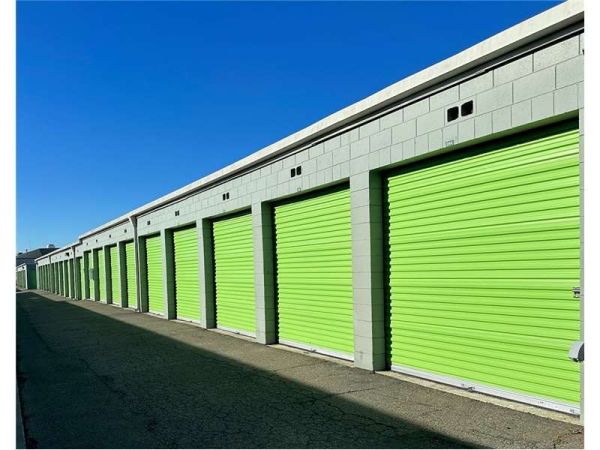 Extra Space Storage - 7826 - Oakland - 12th St