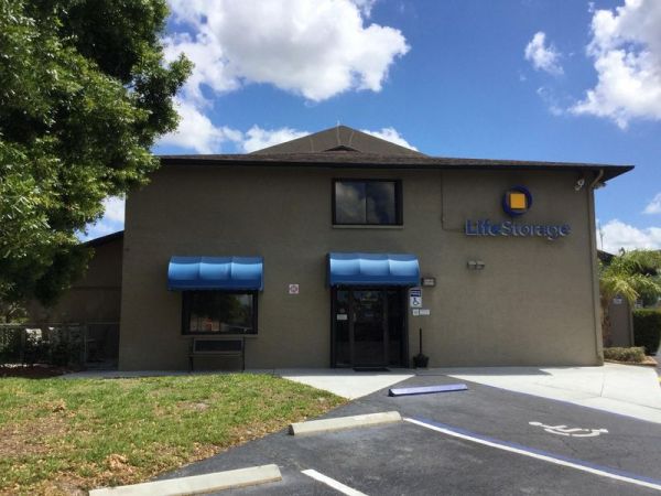 Extra Space Storage - 3078 - Fort Myers - Industrial Dr