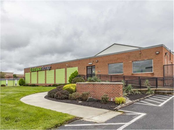 Extra Space Storage - 1195 - Lanham - Martin Luther King Jr Hwy
