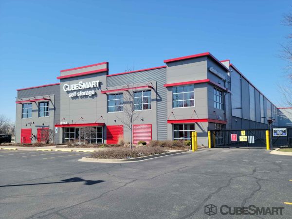 CubeSmart Self Storage - IL Mount Prospect W Central Rd