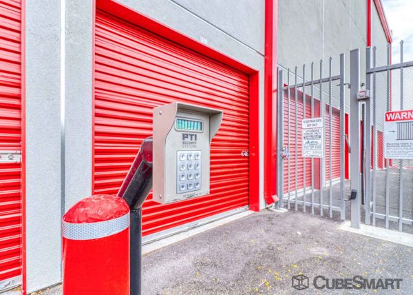 CubeSmart Self Storage - 3251 North Dapple Gray Road