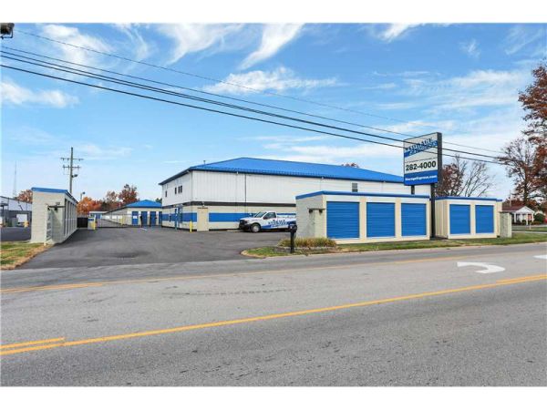 Extra Space Storage - 2179 - Clarksville - Little League Blvd