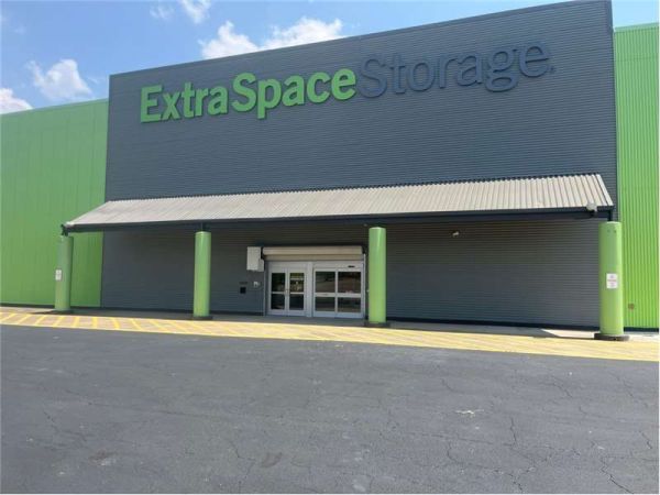 Extra Space Storage - 7992 - Jackson - Robinson Rd