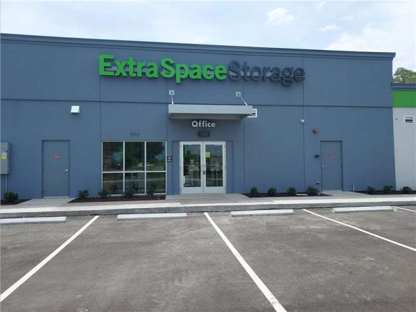 Extra Space Storage - 7749 - Deland - International Speedway Blvd