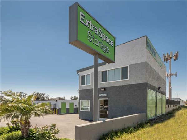 Extra Space Storage - 1473 - Bloomington - Linden Ave