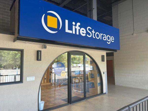 Extra Space Storage - 3367 - Wayne - Willowbrook Boulevard