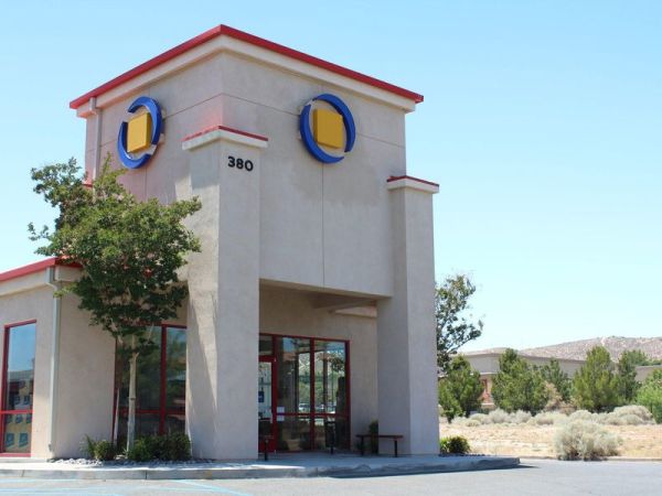 Extra Space Storage - 3561 - Palmdale - Palmdale Blvd