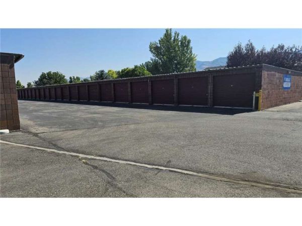 Extra Space Storage - 6448 - North Logan - E 2600 N