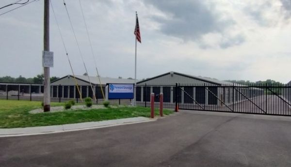 Forward Storage Middleville