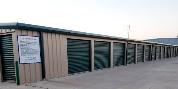 Mini Mall Storage - Salina - Clark St