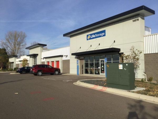 Extra Space Storage - 3826 - Apple Valley - Johnny Cake Ridge Rd
