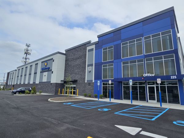 Extra Space Storage - 4281 - Bay Shore - Howells Rd