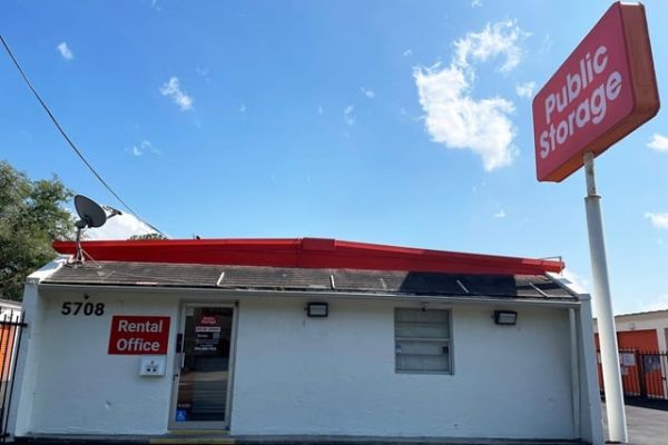 Public Storage - Jacksonville - 5708 Fort Caroline Road