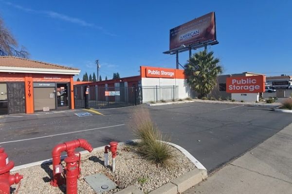 Public Storage - Carmichael - 7719 Fair Oaks Blvd