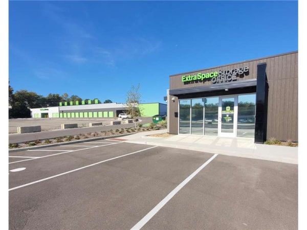 Extra Space Storage - 7759 - St Louis - 7737 Watson Rd