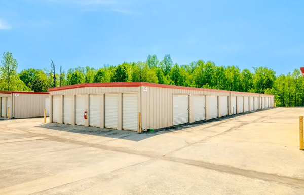 Mini Mall Storage - Cleveland - N. Washington