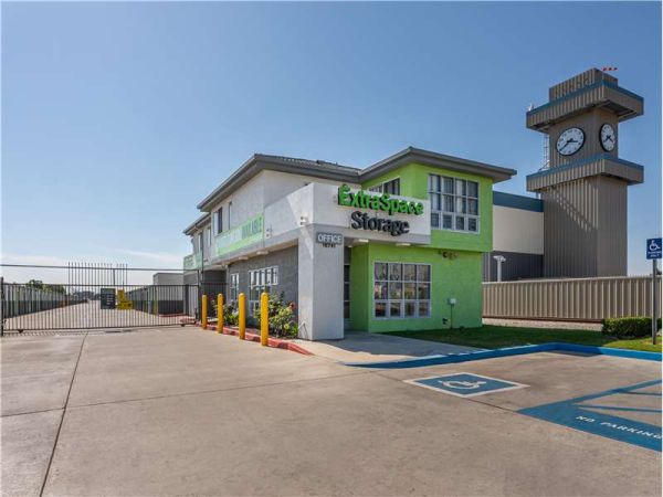 Extra Space Storage - 1537 - Stanton - 10741 Dale Ave