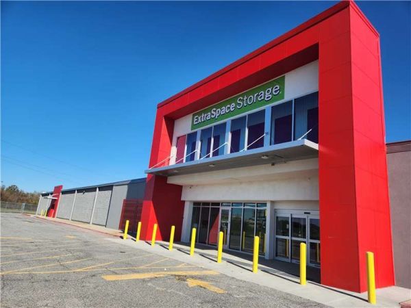 Extra Space Storage - 6347 - Terrytown - Belle Chasse Hwy