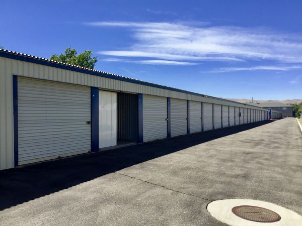 A-American Self Storage - Carson City