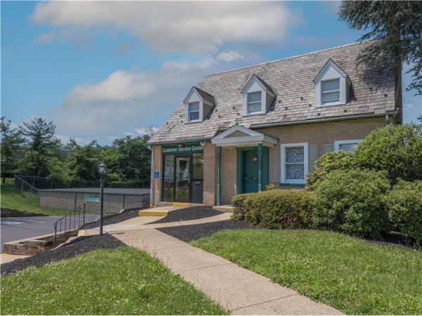 Extra Space Storage - 8219 - Chalfont - W Butler Ave