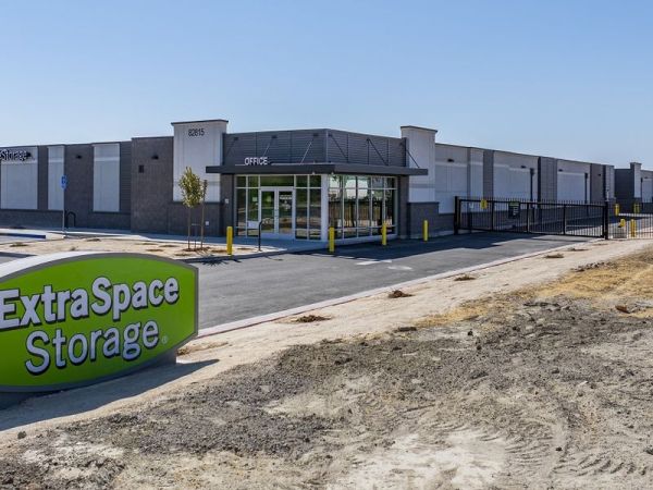 Extra Space Storage - 6532 - Indio - Avenue 42