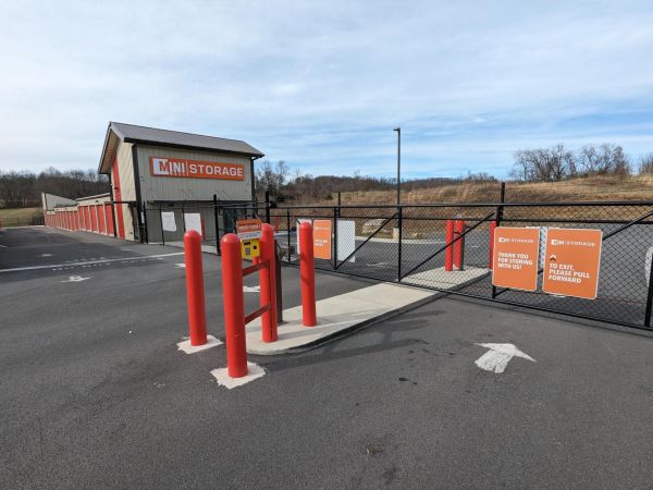 Mini Mall Storage - Jonesborough