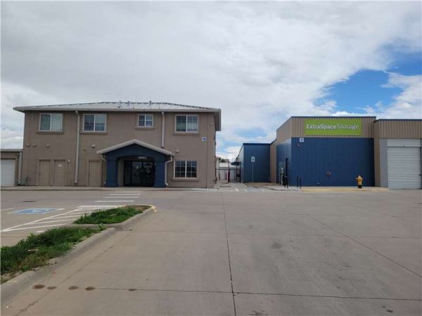 Extra Space Storage - 2017 - Denver - 4170 Tower Rd