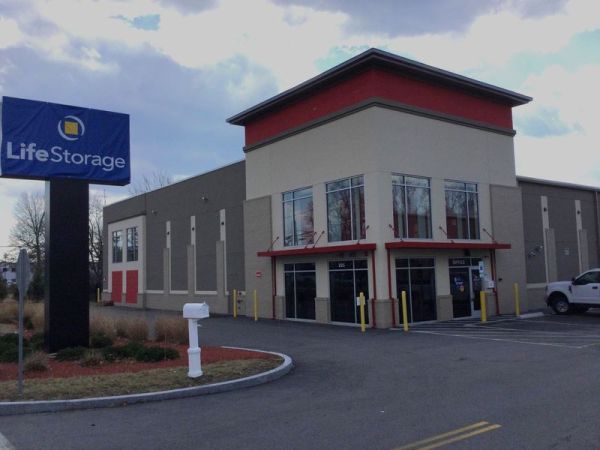 Extra Space Storage - 3879 - Tewksbury - Woburn St