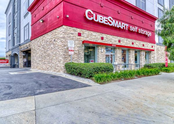 CubeSmart Self Storage - Los Angeles - 11820 W Olympic B