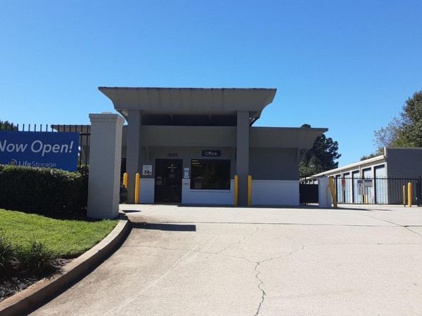 Extra Space Storage - 3640 - Cumming - Hutchinson Rd