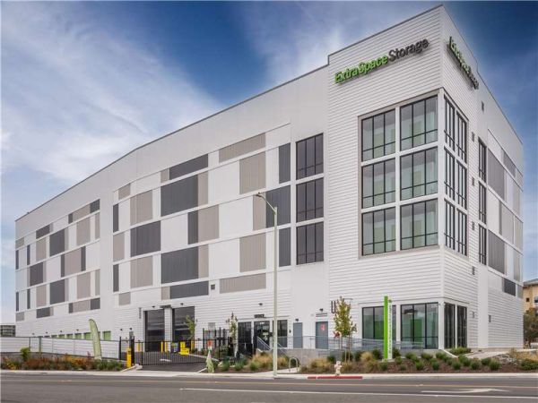 Extra Space Storage - 7762 - Alameda - Mariner Square Dr