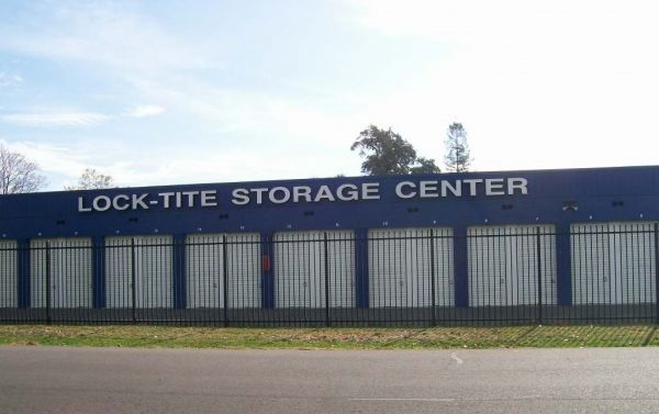 Locktite Storage Center
