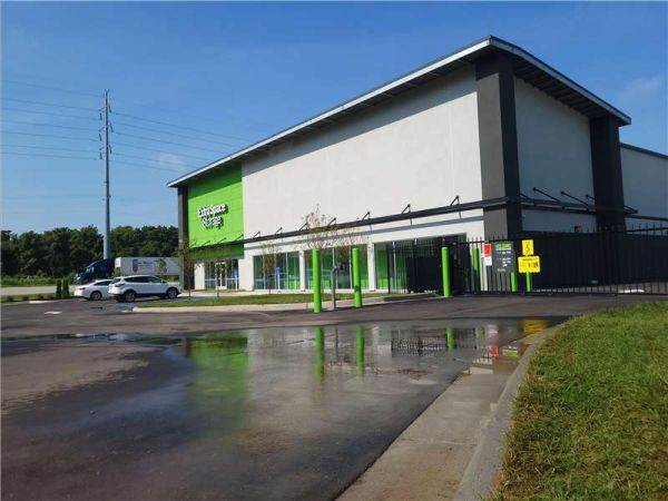 Extra Space Storage - 7085 - Louisville- N Winchester Acres