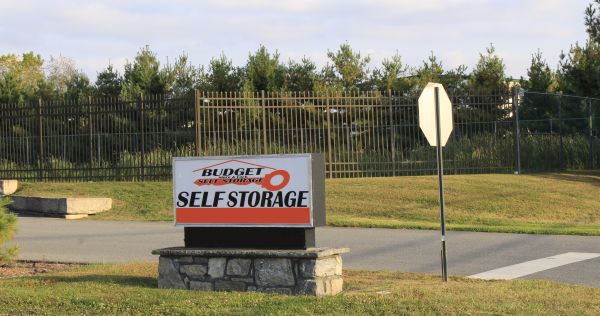 Budget Store and Lock - Glover Road