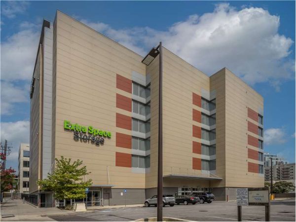 Extra Space Storage - 7581 - Atlanta - Peachtree Valley Rd NE