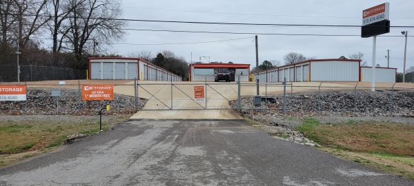 Mini Mall Storage - Batesville