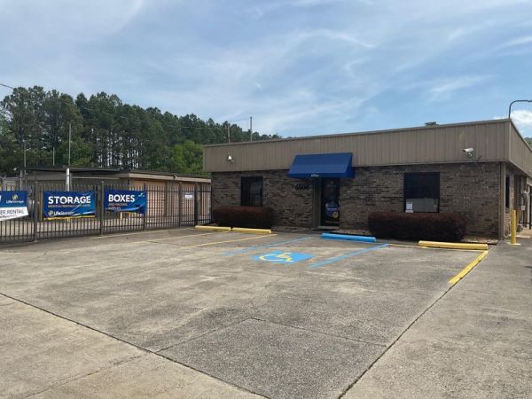 Extra Space Storage - 3125 - Birmingham - Walt Drive
