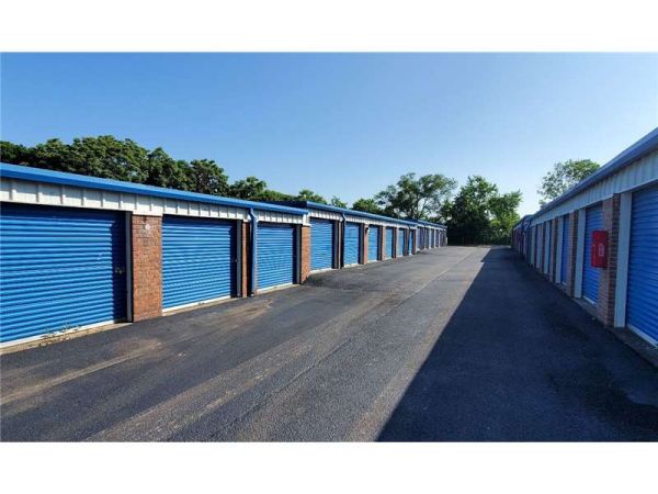 Extra Space Storage - 6145 - Franklin - 258 Mallory Station Rd