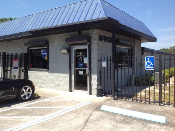 Extra Space Storage - 3504 - Orlando - Overland Rd