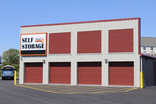 Budget Store and Lock ( Oakview 2 )