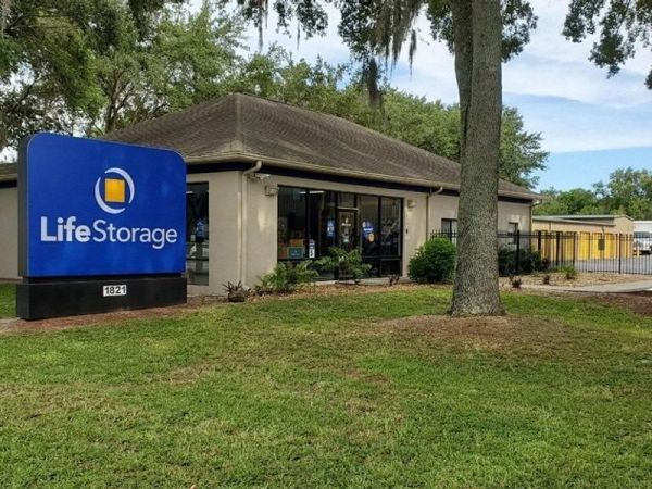 Extra Space Storage - 3676 - Tampa - 1821 Fletcher Ave