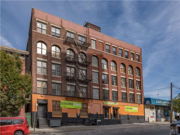 Extra Space Storage - 8883 - Bronx - E 137th St